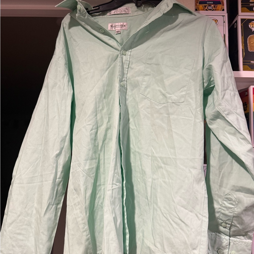 🥥Van Heusen Light Greenish blue button Top